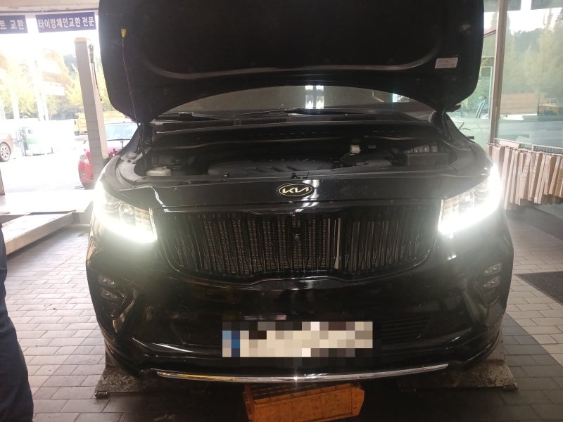 시흥 자동차수리 카프로샵 시흥정왕점 올뉴카니발 겉벨트 교체하다 발견한 문제