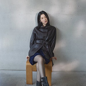 "명품 코트인 줄 알았다" 신예은 잇미샤 겨울 화보, 카멜 하프코트 찾아보니 37만9천원