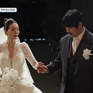 KCM 결혼식, 유재석보다 더 감동적이었던 세 아이의 선물…15년 기다린 아내 결국 눈물