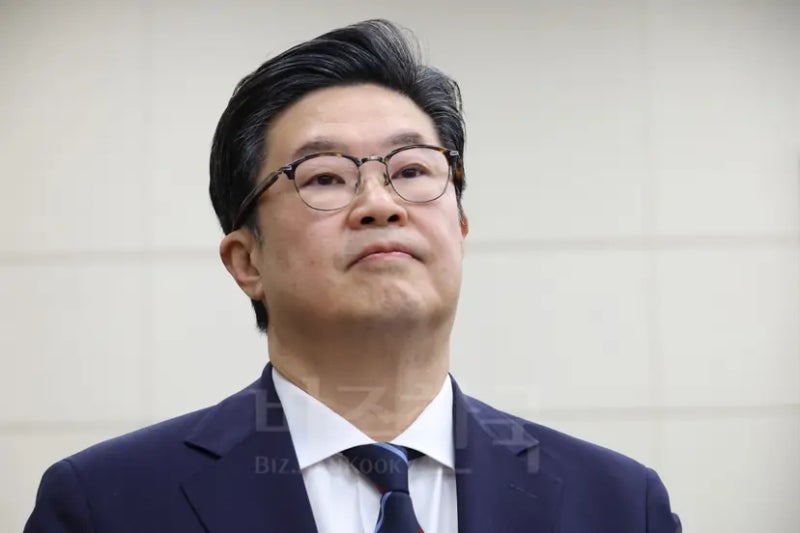 MBK 지분 소각 후에도 꺼지지 않는 ‘홈플러스 책임론’…김병주 국감 또 나오나