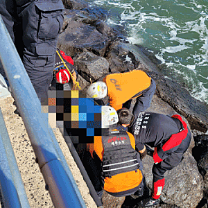 <속보> 제주 도두동 포구 갯바위서 30대 추정 여성 숨진 채 발견…해경 수사 착수