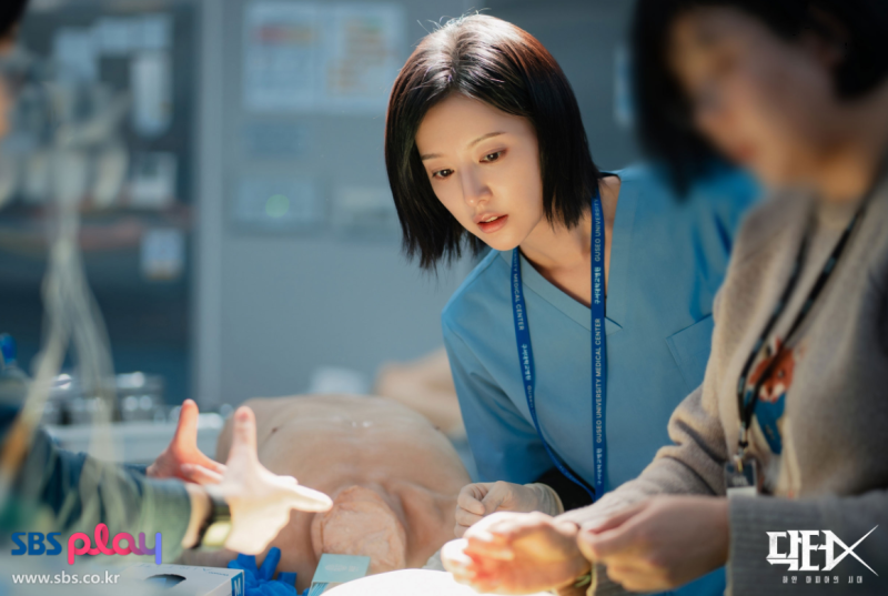 “한국에서만 난리인 줄 알았는데…” 김지원 닥터X 세계 1위, 재방송 시간까지