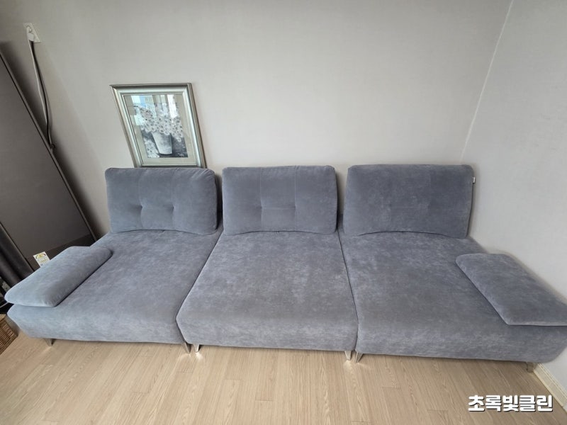 거실 소파 얼룩 제거, 전문 습식청소로 새것처럼 되살리는 비결