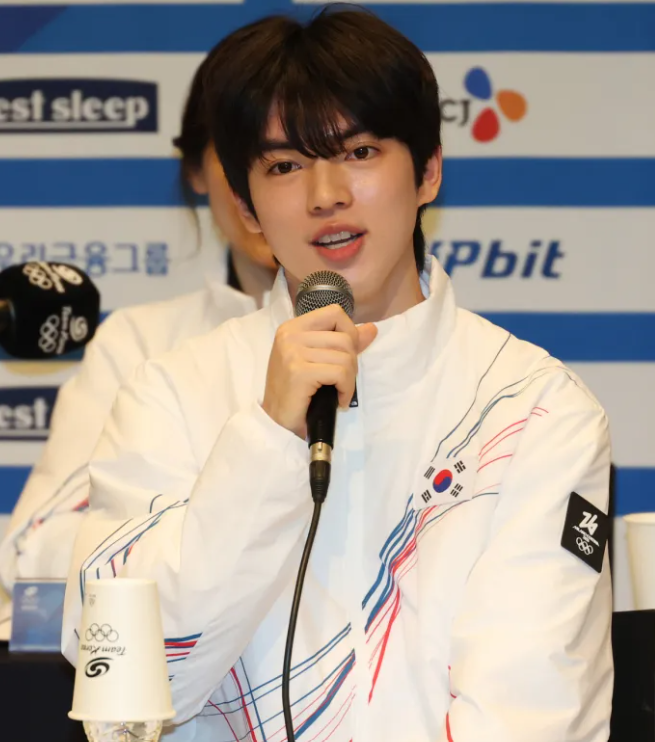 차준환 은퇴 진짜일까? 판타지오 전속계약부터 차준환 배우 복귀 및 티빙 시트콤 궁전랜드 ....