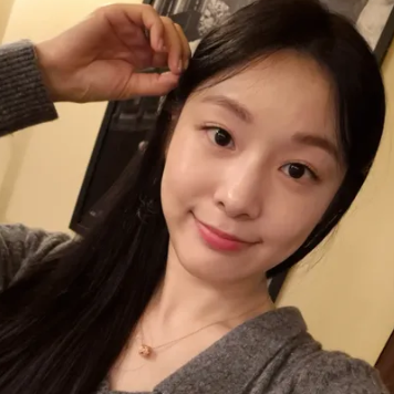 "혹시 베이비?" 김연아 아기 곰인형 공개에 댓글 난리 난 이유