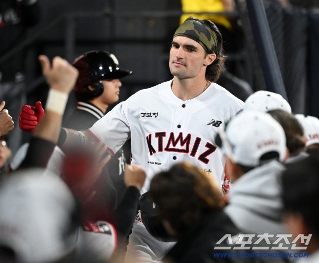 2026 KBO 9~10월 MVP 후보 발표! KT 최원준·힐리어드 집안싸움 될까?