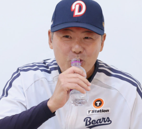 단순 가을야구 탈락인 줄 알았더니… 감독 입에서 "창피하다" 터져 나온 잠실 마지막 경기의 ....