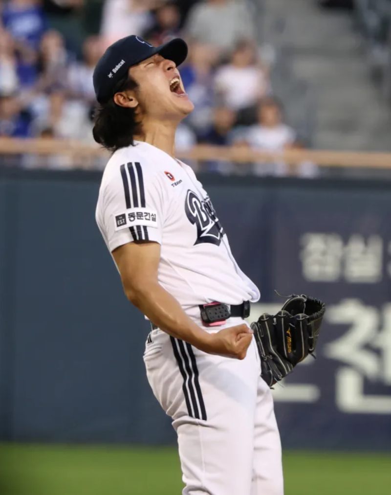 "창피하다"던 두산, 이번 겨울엔 100억을 던질까