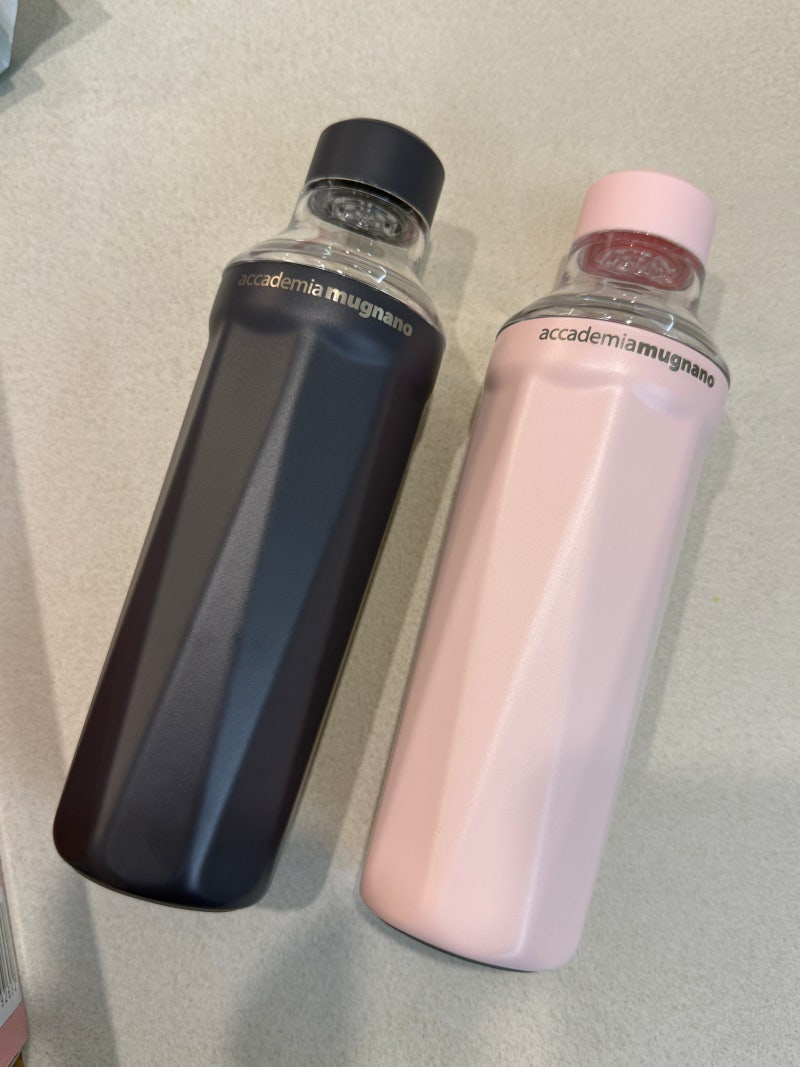 가방에 넣어다닐 수 있는 am텀블러530ml 핑크/다크네이비 내돈내산후기