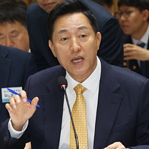[속보] 오세훈 한강버스 15억 리베이트 의혹 파문…“기억 안 난다” 답변에 국감 발칵, 수사....