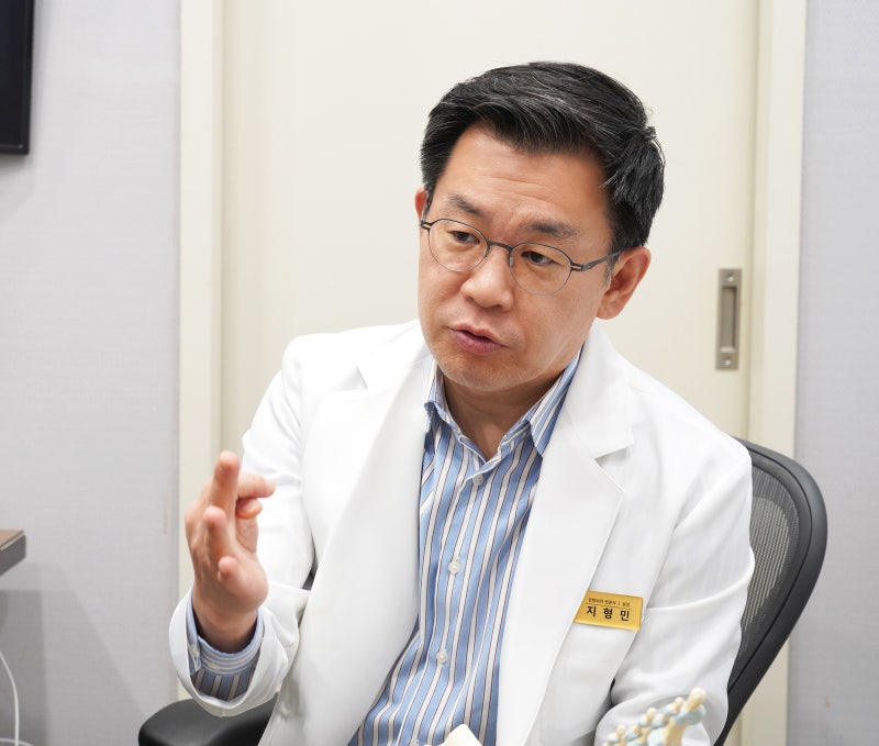엄지손가락 아래쪽 통증, 확인해야 할 대표 원인 3가지