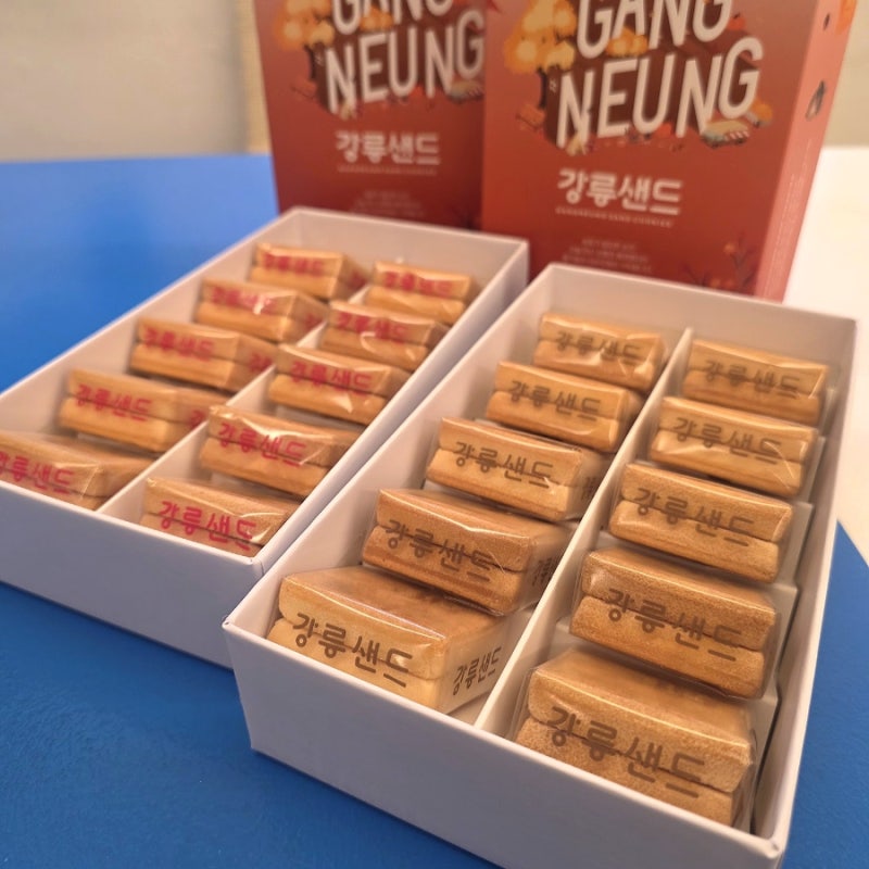 강릉 기념품 간식 추천 디저트로 금상받은 강릉샌드 본점 딸기 맛 커피 맛 솔직 후기