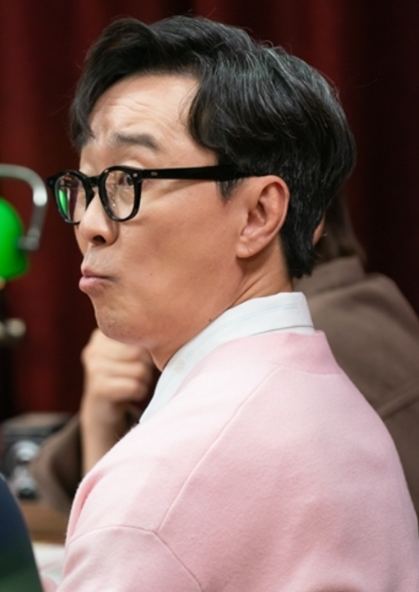 "언제부터 나한테 기대했냐?" <b>장항준</b> 감독이 <b>차기작</b> 질문에 보인 솔....