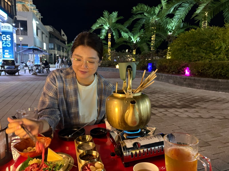 시흥 거북섬 먹거리 투어 쭈꾸미 칼국수부터 육회에 생맥주까지