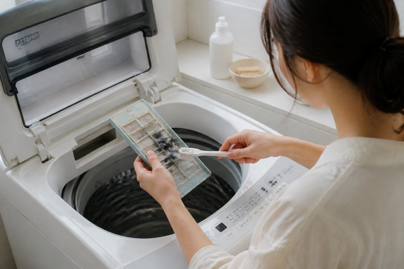 통돌이 세탁기 청소, 빨래에서 꿉꿉한 냄새가 날 때 먼저 볼 곳