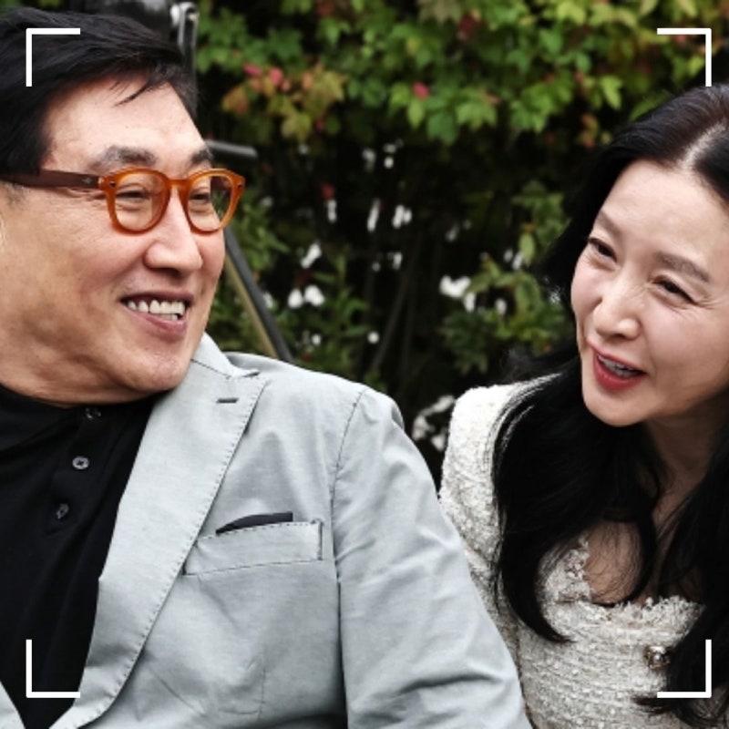 이영애 남편 정호영, 벌써 75세? 20살 나이 차 무색한 부부 근황 포착