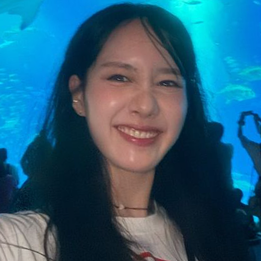 "이 <b>빵꾸똥꾸</b>야!" 17년 전 안방극장 뒤집었던 소녀, 27세에 분위기 완....