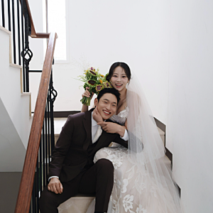 "이혼설까지 났었는데" 10기 옥순♥유현철, 웨딩사진 공개하고 10월 24일 결혼