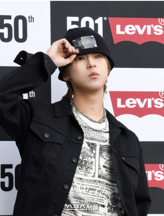 “9살에 만나 24살에 결혼…” 빅나티, ‘밴쿠버’ 속 10년 짝사랑과 혼인신고→아내 얼굴 공....