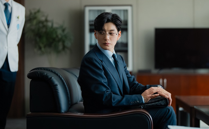피투성이로 쓰러진 김지원에 새 의사 투입 닥터X 장승조 특별출연 나대일 정체와 3회 줄거리