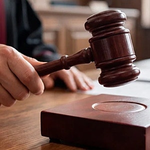 영등포 공원,"성불구 만들겠다" 전처 남친 성기·복부 흉기 상해… 50대 남성, 징역 3년 선고