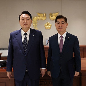 특검, '평양 무인기 침투' 윤석열·김용현 항소심서 각각 징역 30년 구형