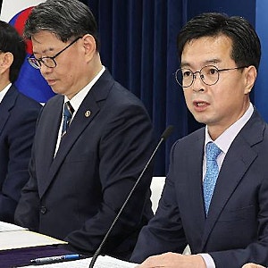 금융위 부위원장에 신진창 사무처장 승진 임명, 신진창 프로필