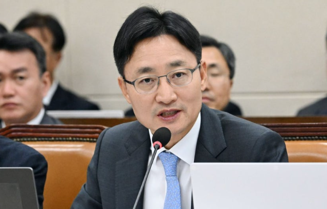 [속보] <b>임광현</b> 비서실장 발탁에 민주당도 술렁…“강훈식보다 정무....