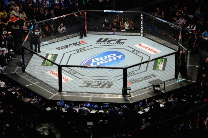 챔피언 자리 지키는 것보다 어렵다는 '이 싸움'… 결국 UFC 타이틀전 2026년까지 밀렸다는데