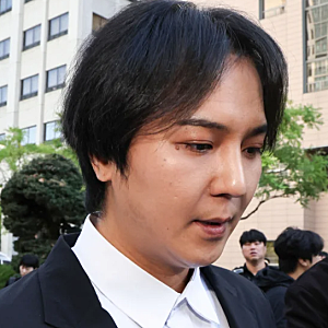 송민호 102일 재복무 확정 "한달중 4일 출근했다" 충격적인 근태