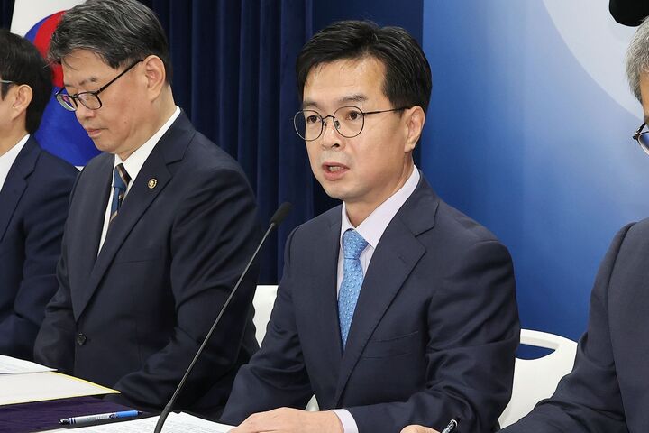 <b>신진창</b> 금융위원회 <b>부위원장</b> 프로필 출신생 고향 대학교 경이력 금....