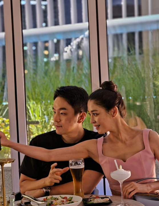 한고은 프로필 나이 키 학력 남편 신영수 결혼 자녀, 9개월 만에 5cm 혹 수술한 근황