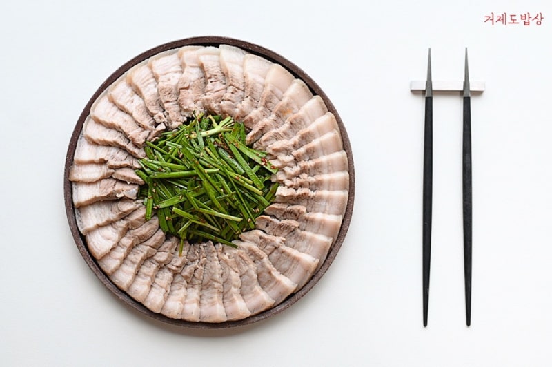 돼지고기 수육 잡내 없이 맛있게 삶는법 (feat. 인덕션)