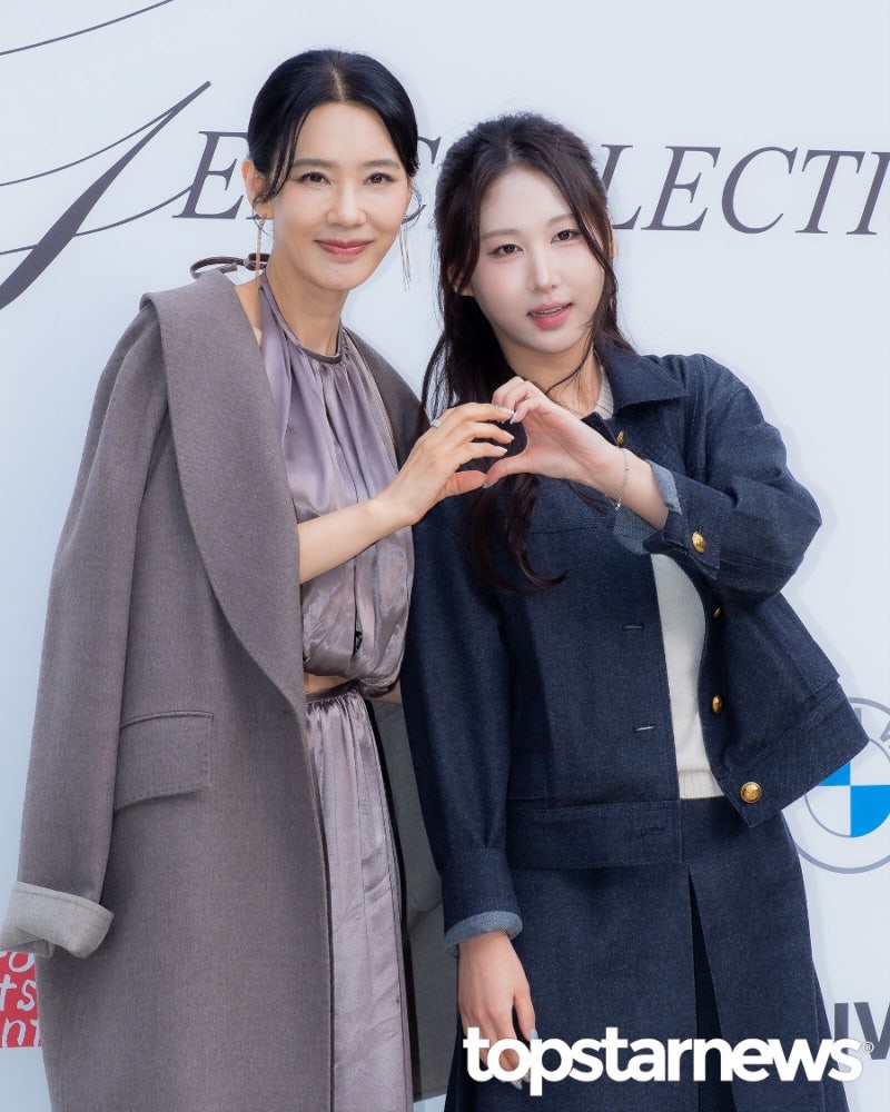 엄마 빼닮았네.. 딸과 패션쇼 등장한 56세 오현경