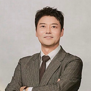 나 혼자 산다’ 폐지 요구까지…전현무 카자흐스탄 여행, 해명에도 논란 커진 이유