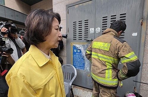 추미애 “소방은 재정 빨대” 발언 논란 소방관들 분노, 7만 소방공무원 사과 요구