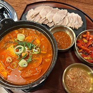[서울 강서] 화곡동 맛집 ’부엌모락‘ 가브리살 수육 맛집 강원도식 자가제면 메밀막국수 ....