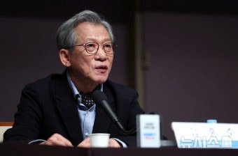 유홍준 국립중앙박물관장 논란, 애국지사 글씨인 줄 알았는데 친일파 작품이었다