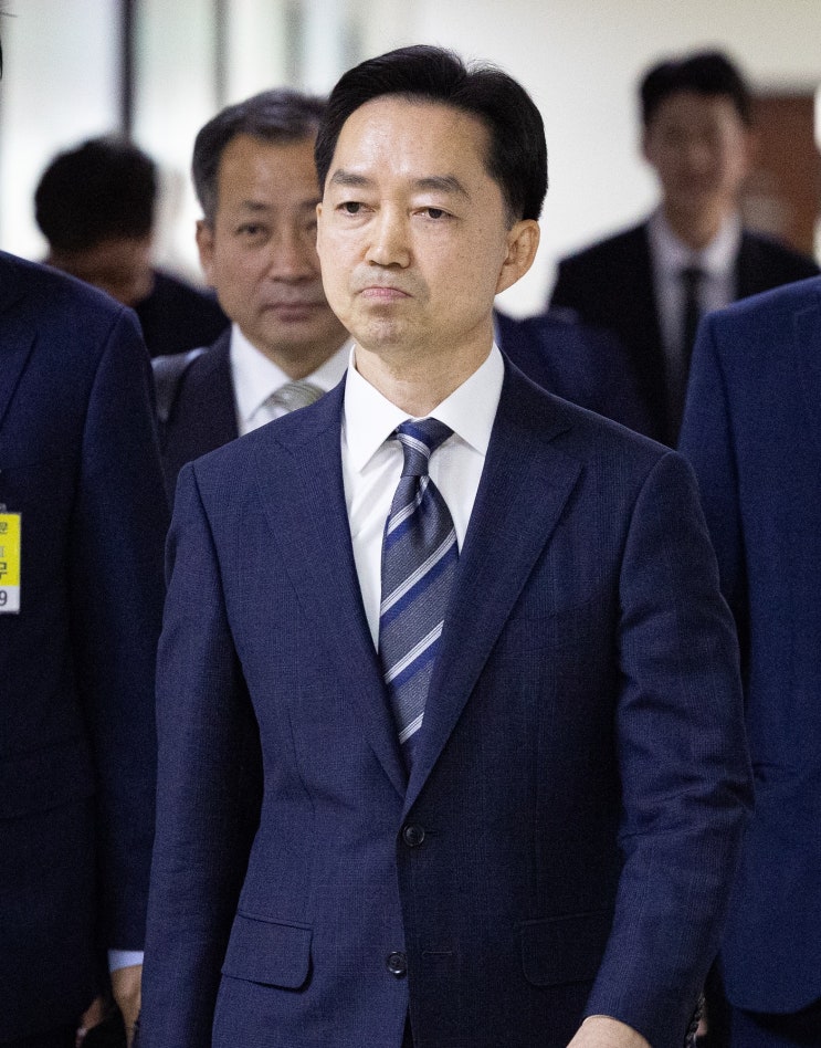 여당 반발에도 결국 <b>취임</b>한 <b>김지용 중수청장</b>…지명 37일 만의 임명, ....