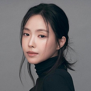 “손나은, 17일 모친상 비보”…프로골퍼 동생 손새은과 슬픔 속 빈소 지켜