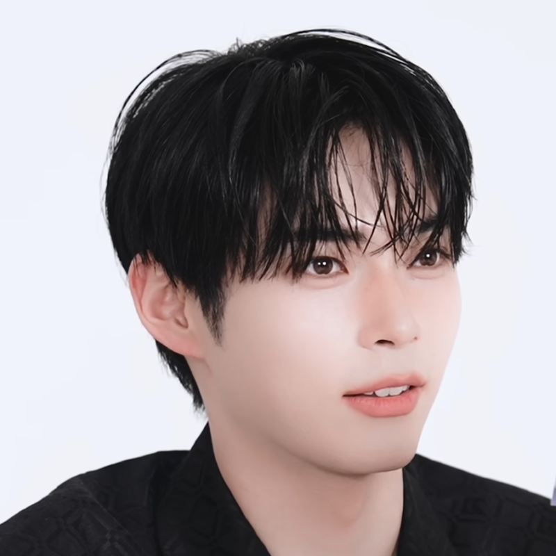 '이 얼굴로 커피 팔았다' 성한빈 카페 알바 진짜로 했었다고?