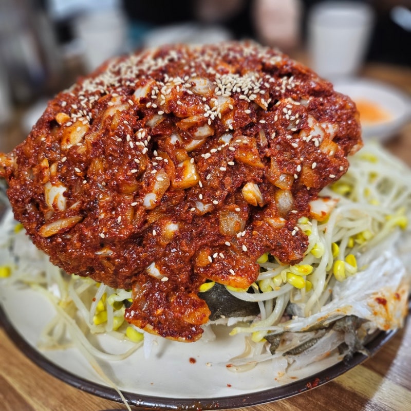 [[부산 맛집 추천!]] 양념이 산더미처럼 올라간 김유순 대구뽈 찜