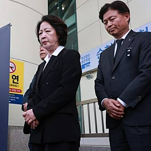 추미애 '소방 재정 빨대' 발언 사과, 국감부터 빈소 조문까지 4일 정리