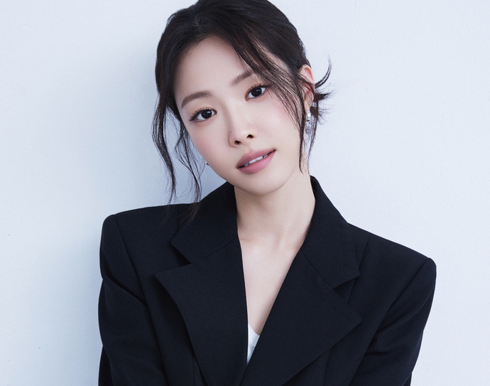 <b>손나은 모친상 비보</b>...동생 손새은과 (LG 트윈스 임찬규)  빈소지켜, ....