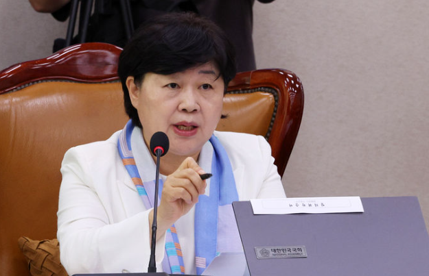 [속보] 이재명 대통령 재판 중단에 법사위 발칵…“헌법 84조 정당”....