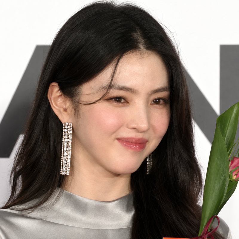 금새록·한효주도 모였는데…그날 유독 눈에 남은 여배우의 정체