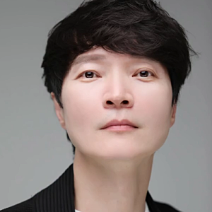 “뎅기열 사진 연출 아냐” 신정환 프로필 나이 아내, 월 매출 1억 식당 근황