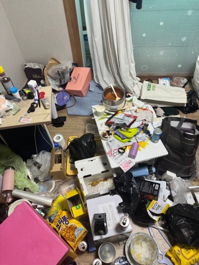 청주 대학가 원룸 바퀴벌레 퇴치｜생활쓰레기로 오염된 원룸 집중 방역 및 유입구 차단작업 ....