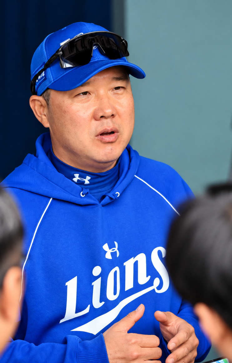 “도저히 못 고르겠다…” 김영웅 한 방 vs 전병우 안정감, <b>박진만</b> ....