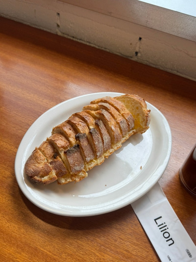 한남동 빵지순례 릴리언 :: 샌드위치 맛집, 릴리언 샌드